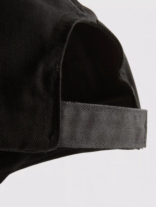 Essential-baseball-lippis