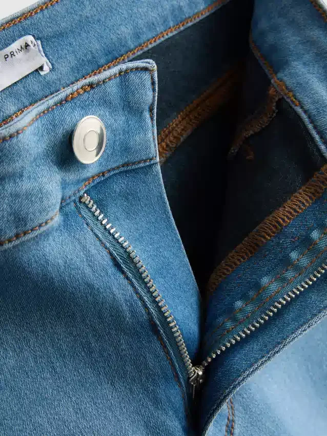 Essential-malliset keskikorkeat skinny-farkut | tavallinen