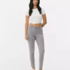 Essential-malliset keskikorkeat skinny-farkut | tavallinen