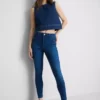 Essential-malliset keskikorkeat skinny-farkut | tavallinen