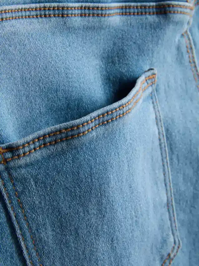 Essential-malliset keskikorkeat skinny-farkut | tavallinen