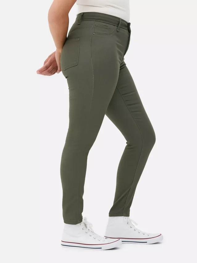 Essential-malliset keskikorkeat skinny-farkut | tavallinen