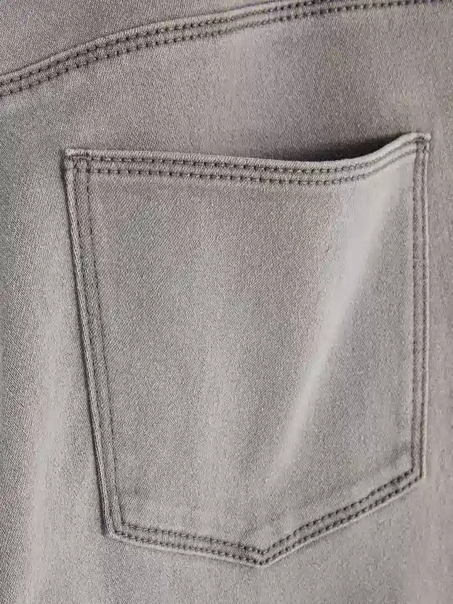 Essential-malliset keskikorkeat skinny-farkut | tavallinen