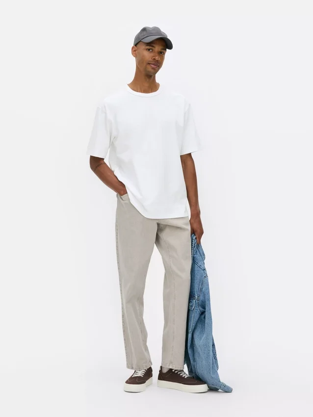 Essential-T-paita