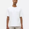 Essential-T-paita