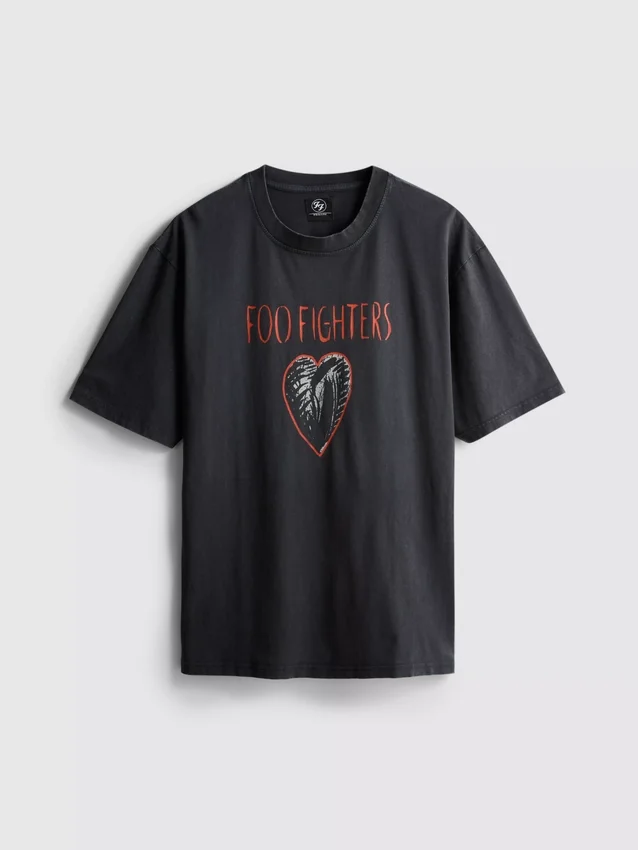 Foo Fighters -grafiikkat-kauluspaita