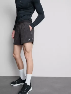 Heijastavat juoksushortsit