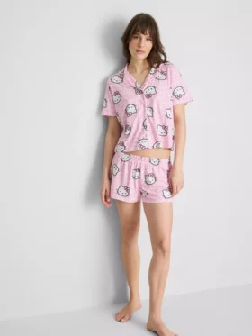 Hello Kitty -lyhyet boyfriend-pyjamat