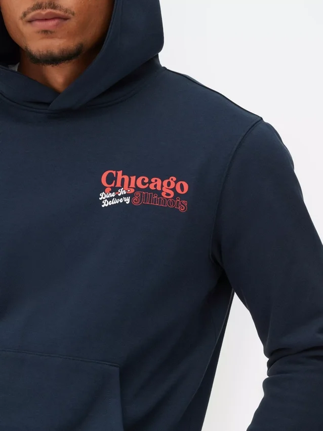 Huppari, jossa on Chicago Deep Dish -kuvio