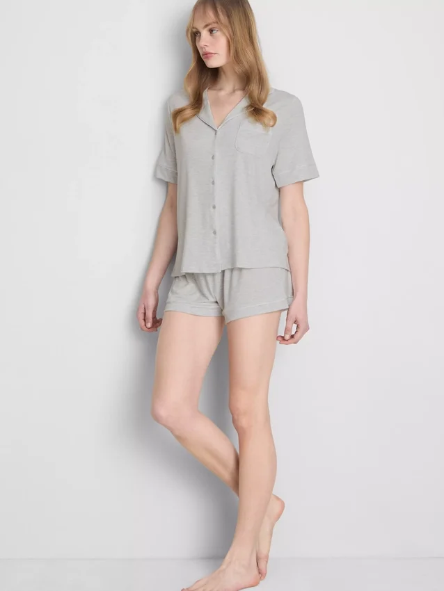 Jersey-poikaystävän tyyliset lyhyet pyjamasetit