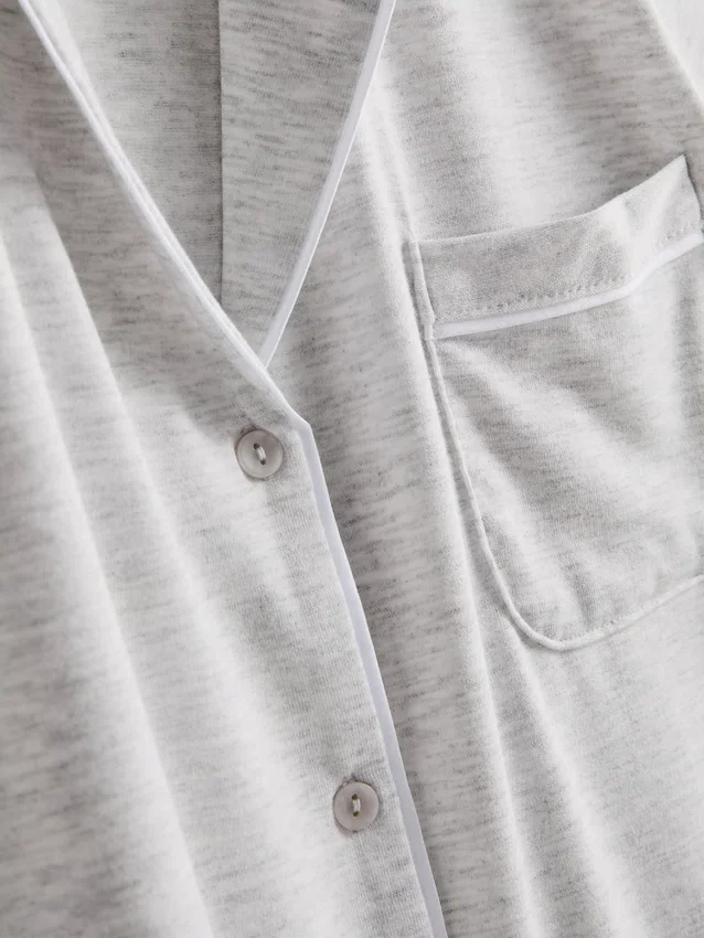 Jersey-poikaystävän tyyliset lyhyet pyjamasetit