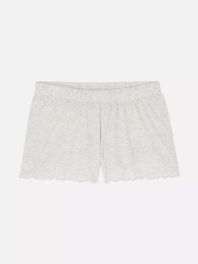 Jersey-pyjamat-shortsit, joissa on lehtisalaattireunus