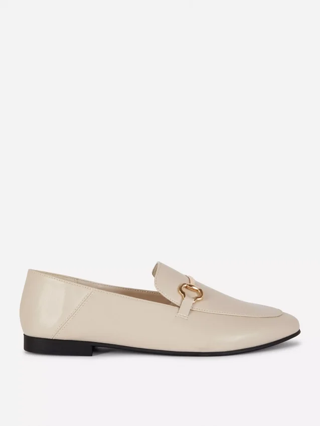 Juhlavat loaferit