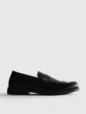 Juhlavat loaferit