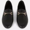 Juhlavat loaferit