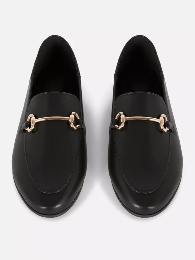 Juhlavat loaferit