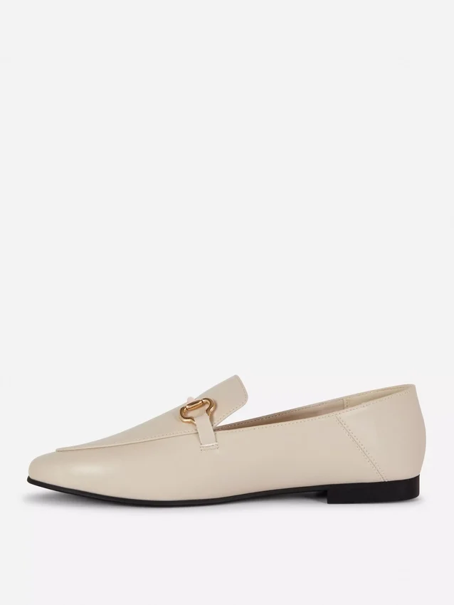 Juhlavat loaferit