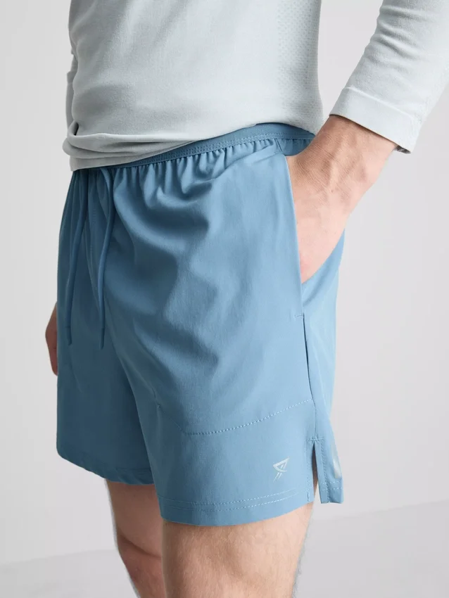Juoksushortsit kiristysnauhalla