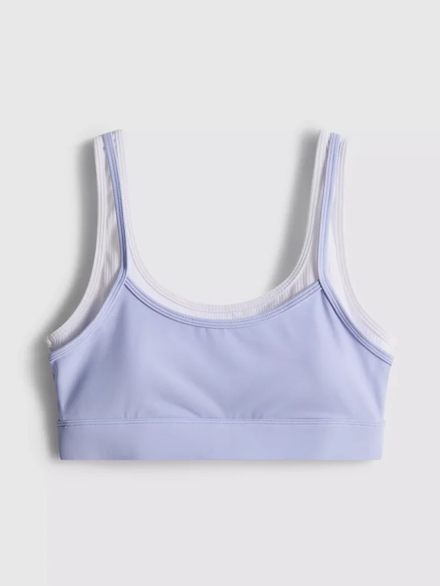 Kaksikerroksinen urheilullinen crop-toppi