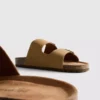 Kaksisoljiset sandaalit