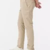 Kapeat joustavat chino-housut