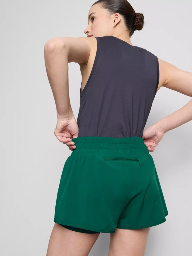 Kerrostetut juoksushortsit