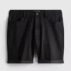 Keskikorkeat, kapeat denimshortsit