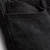 Keskikorkeat, kapeat denimshortsit