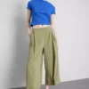 Keskikorkeat, leveälahkeiset culotte-housut