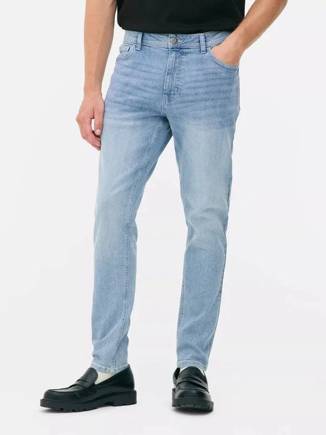 Keskikorkeat skinny-farkut