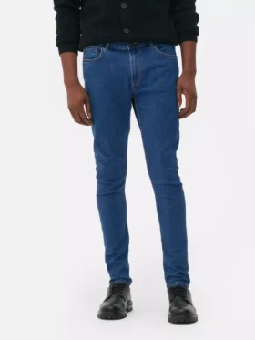 Keskikorkeat skinny-farkut