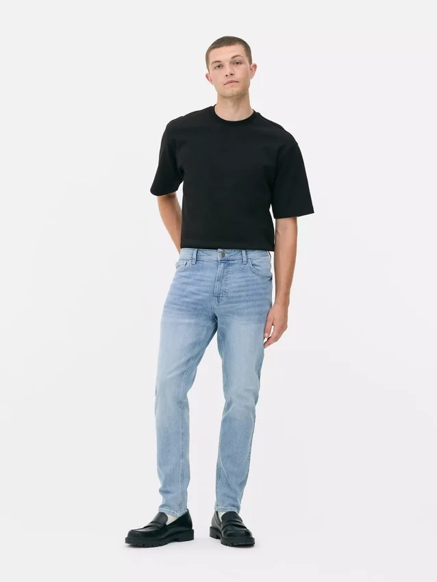 Keskikorkeat skinny-farkut