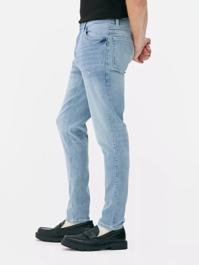 Keskikorkeat skinny-farkut