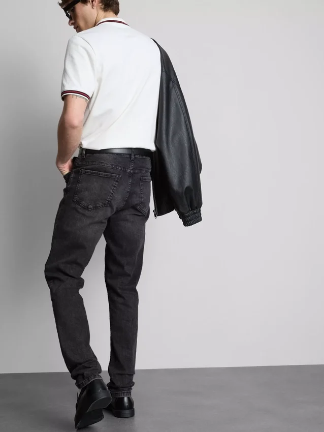 Keskikorkeat skinny-farkut
