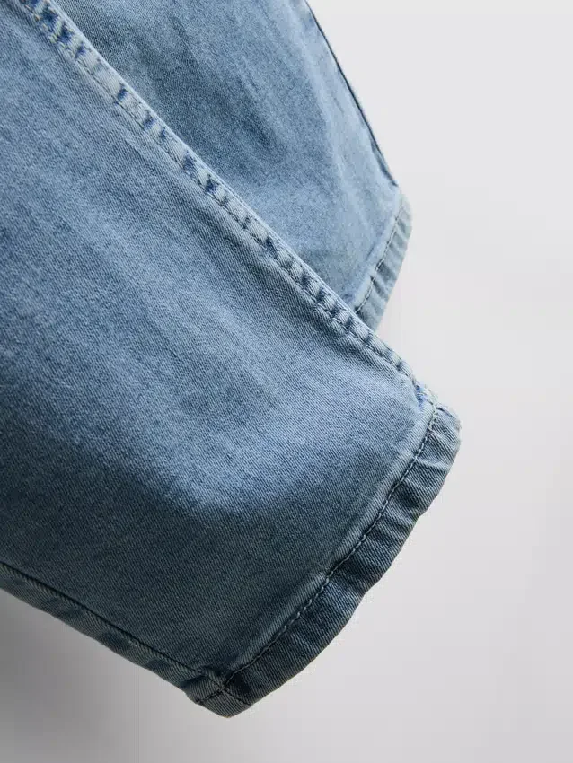 Keskikorkeat skinny-farkut