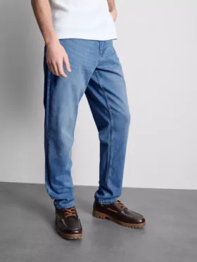 Keskikorkeat slim fit -farkut