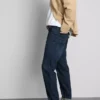 Keskikorkeat slim fit -farkut