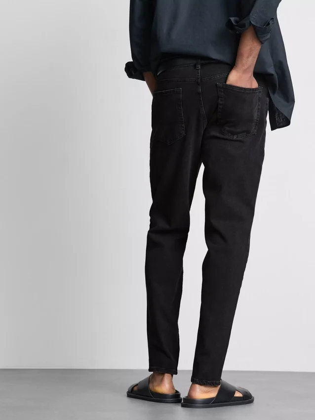 Keskikorkeat slim fit -farkut