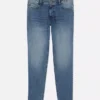 Keskikorkeat slim fit -farkut