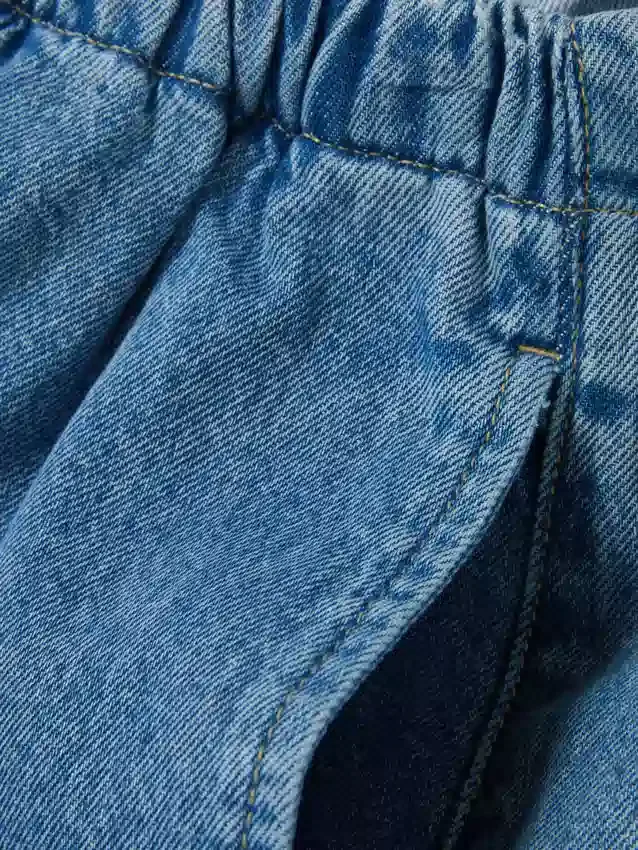 Keskikorkeat sweatpant-farkut
