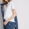 Keskikorkeat, ylös käännettävät denimshortsit