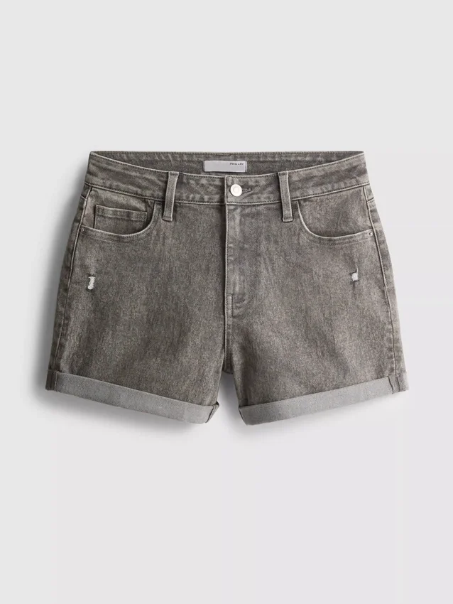 Keskikorkeat, ylös käännettävät denimshortsit