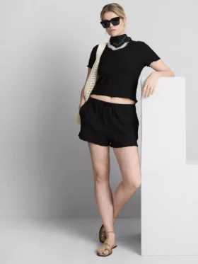 Kiristysnauhalliset ryppyiset shortsit