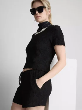 Kiristysnauhalliset ryppyiset shortsit