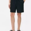 Kiristysnauhalliset shortsit