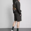 Kiristysnauhalliset shortsit