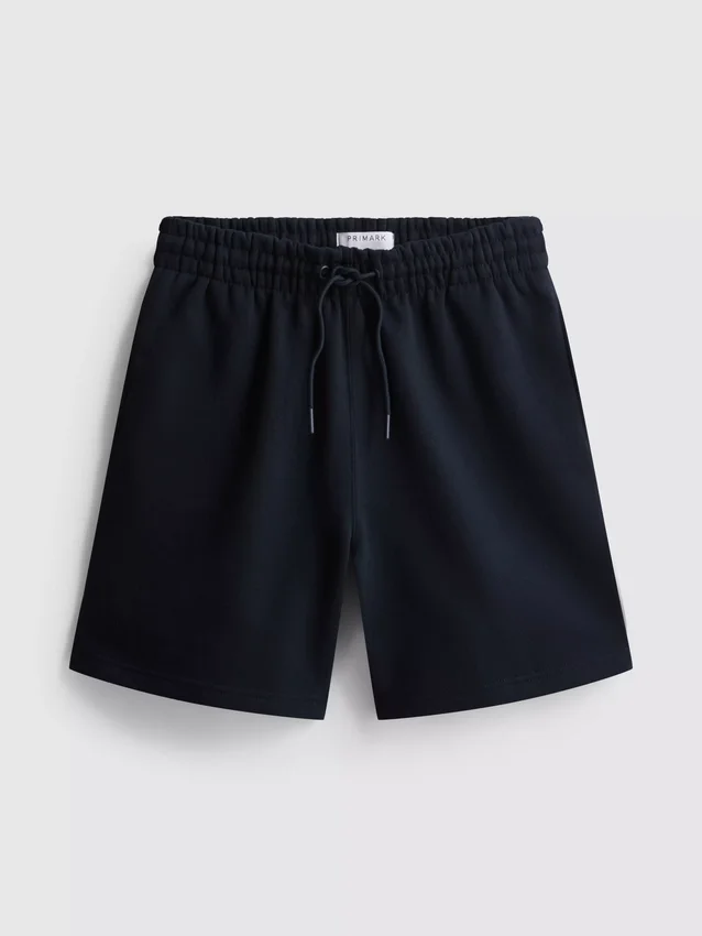 Kiristysnauhalliset shortsit