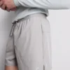 Kiristysnauhalliset urheilushortsit