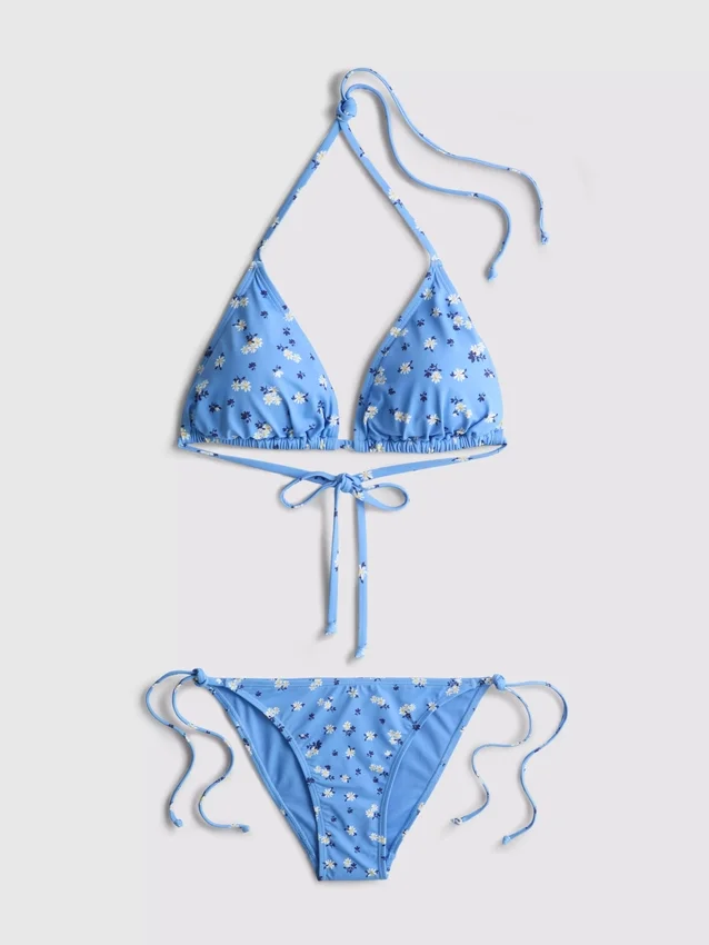 Kolmiomainen, sivuilta solmittava bikinisetti