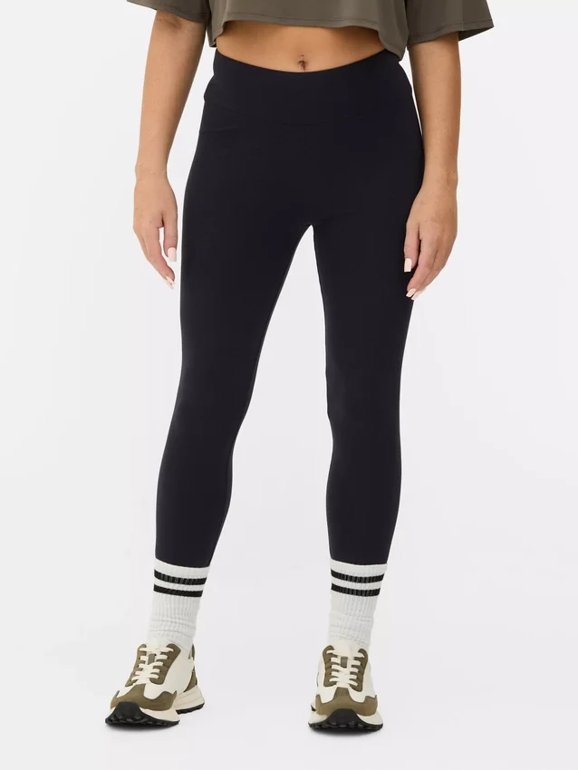 Korkeavyötäröiset jersey-leggingsit